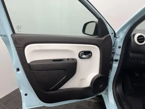 RENAULT TWINGO III - voiture d'occasion - Photo 19