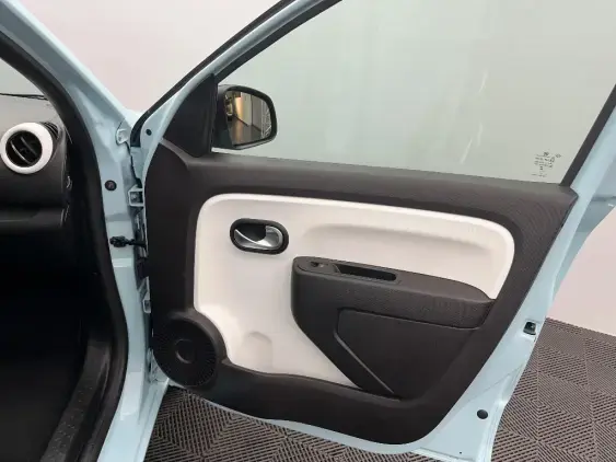 RENAULT TWINGO III - voiture d'occasion - Photo 20