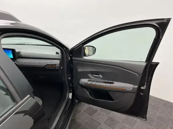 DACIA SANDERO III - voiture d'occasion - Photo 20