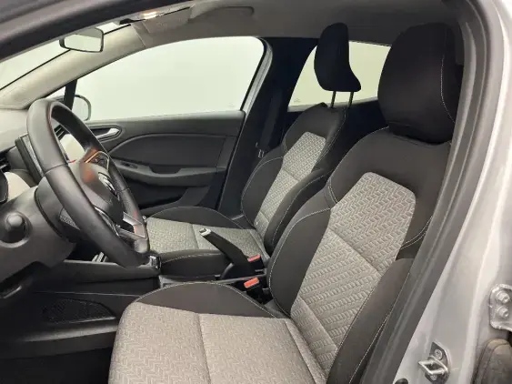 RENAULT CLIO V - voiture d'occasion - Photo 18