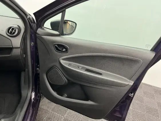 RENAULT ZOE - voiture d'occasion - Photo 20