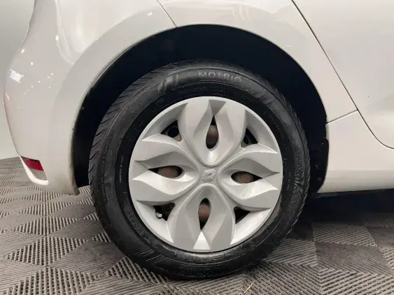 RENAULT ZOE - voiture d'occasion - Photo 25