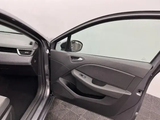 RENAULT CLIO V - voiture d'occasion - Photo 20