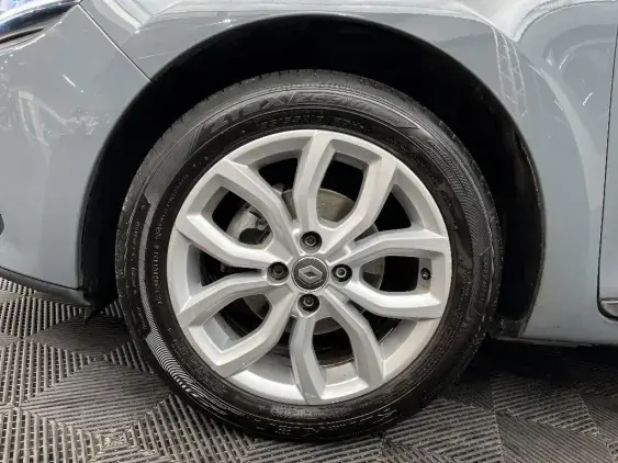 RENAULT CLIO IV - voiture d'occasion - Photo 23