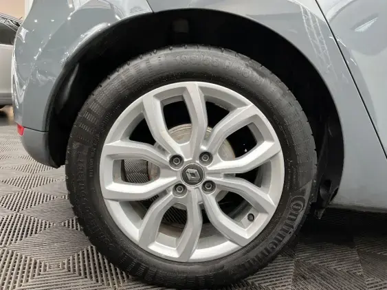 RENAULT CLIO IV - voiture d'occasion - Photo 25