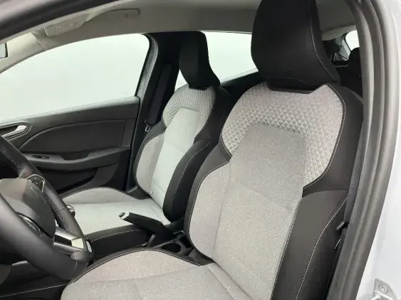 RENAULT CLIO V - voiture d'occasion - Photo 18