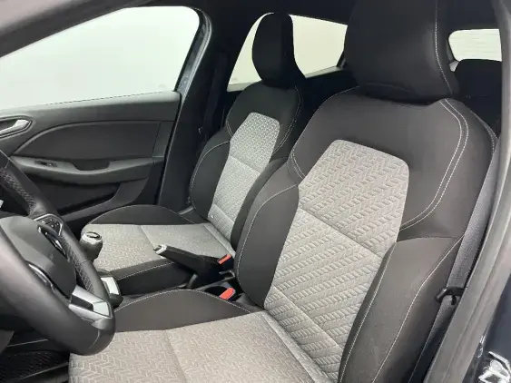 RENAULT CLIO V - voiture d'occasion - Photo 18