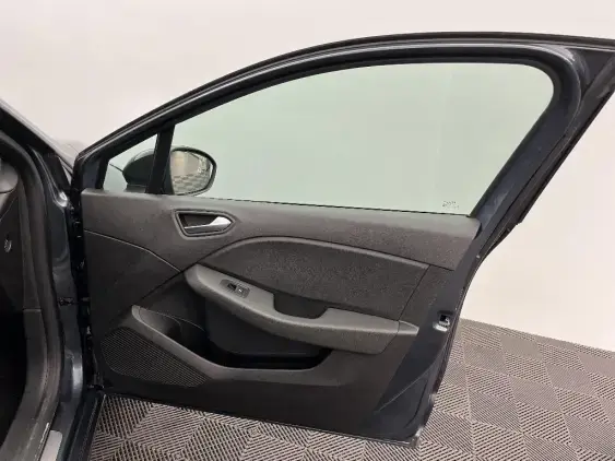 RENAULT CLIO V - voiture d'occasion - Photo 20