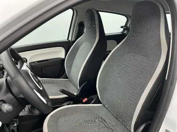 RENAULT TWINGO III - voiture d'occasion - Photo 18