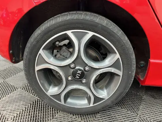 KIA PICANTO II - voiture d'occasion - Photo 24