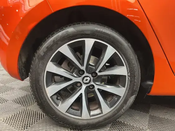 RENAULT CLIO V - voiture d'occasion - Photo 25