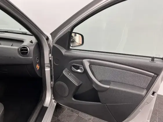 DACIA DUSTER - voiture d'occasion - Photo 20