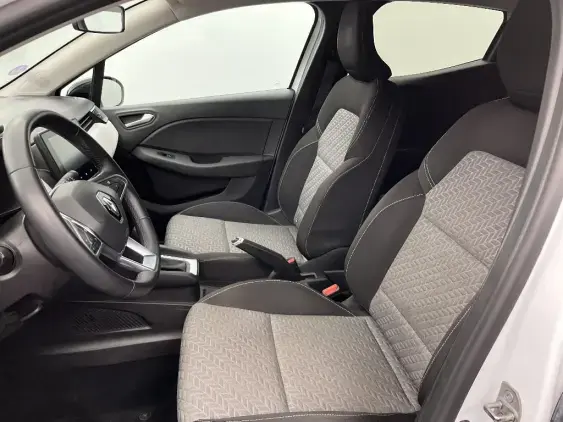 RENAULT CLIO V - voiture d'occasion - Photo 18