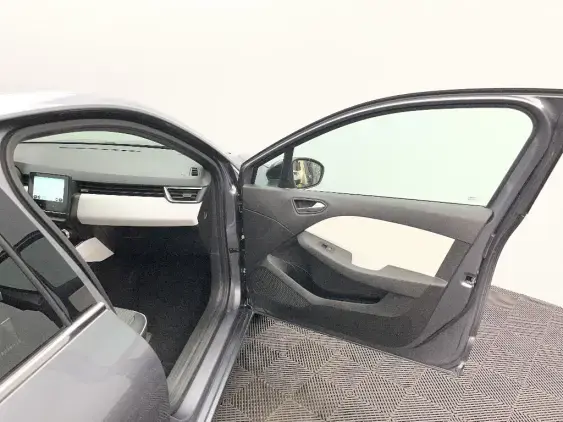 RENAULT CLIO V - voiture d'occasion - Photo 20