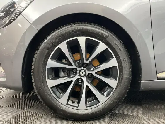 RENAULT CLIO V - voiture d'occasion - Photo 23