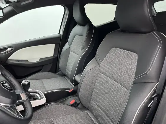 RENAULT CLIO V - voiture d'occasion - Photo 18