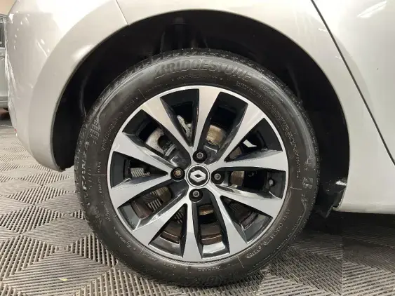 RENAULT CLIO V - voiture d'occasion - Photo 25