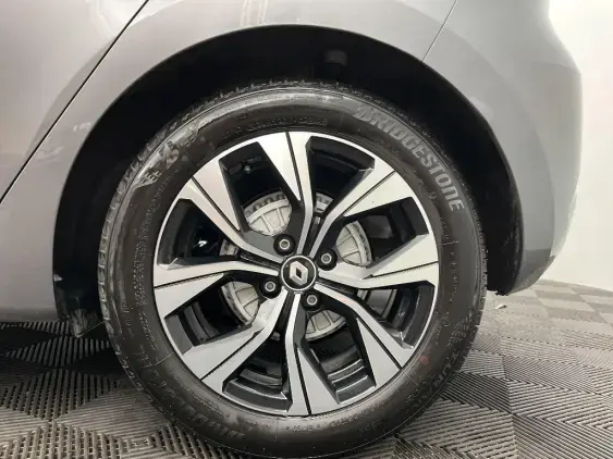 RENAULT CLIO V - voiture d'occasion - Photo 24