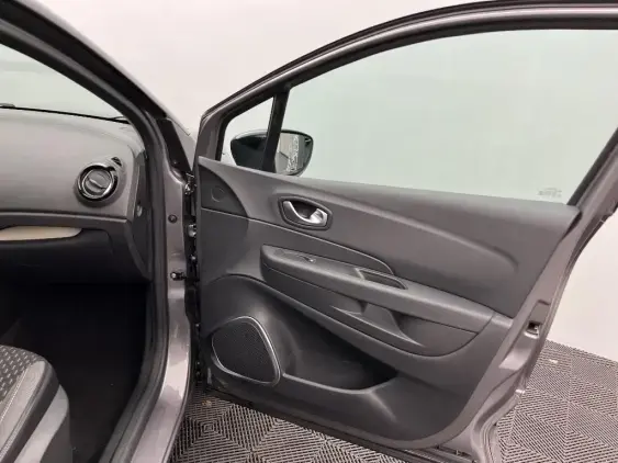 RENAULT CAPTUR - voiture d'occasion - Photo 20