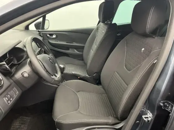 RENAULT CLIO IV - voiture d'occasion - Photo 18