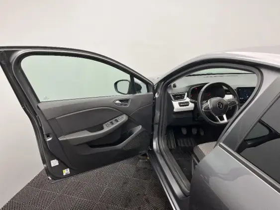 RENAULT CLIO V - voiture d'occasion - Photo 19