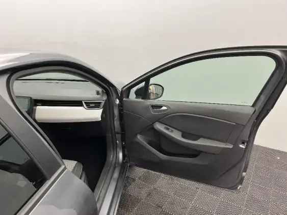 RENAULT CLIO V - voiture d'occasion - Photo 20