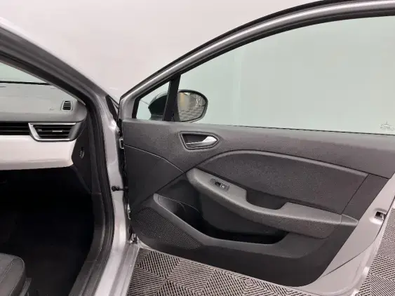 RENAULT CLIO V - voiture d'occasion - Photo 20