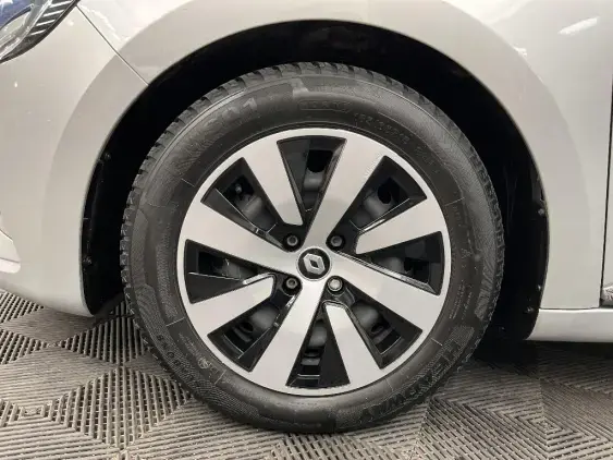 RENAULT CLIO V - voiture d'occasion - Photo 23