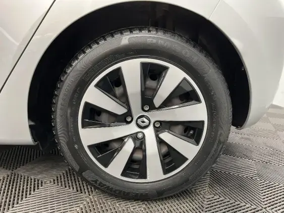 RENAULT CLIO V - voiture d'occasion - Photo 24