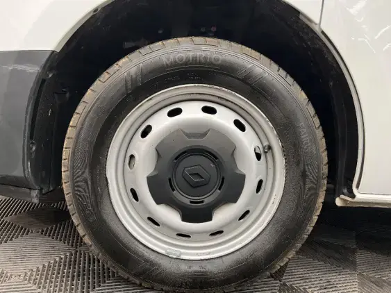 RENAULT TRAFIC FG III - voiture d'occasion - Photo 23