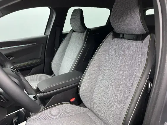 RENAULT SCENIC V ELECTRIQUE - voiture d'occasion - Photo 18