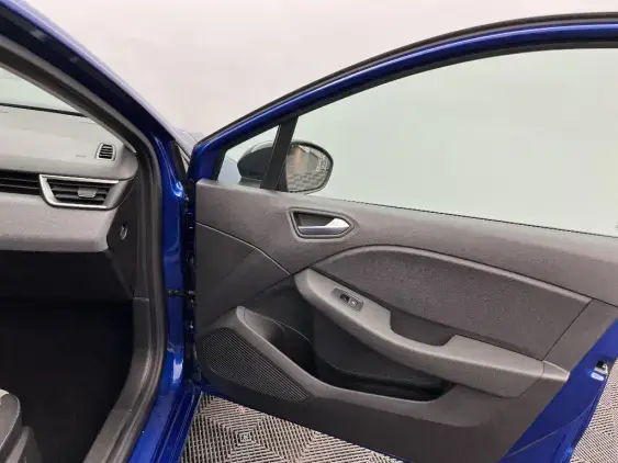 RENAULT CLIO V - voiture d'occasion - Photo 20