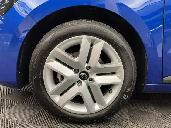 RENAULT CLIO V - voiture d'occasion - Photo 23