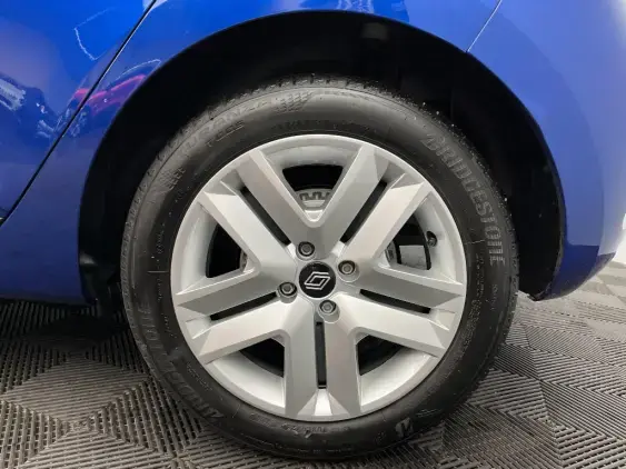 RENAULT CLIO V - voiture d'occasion - Photo 24