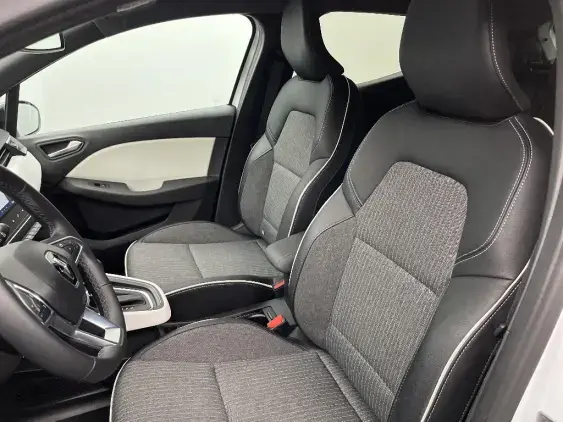 RENAULT CLIO V - voiture d'occasion - Photo 18