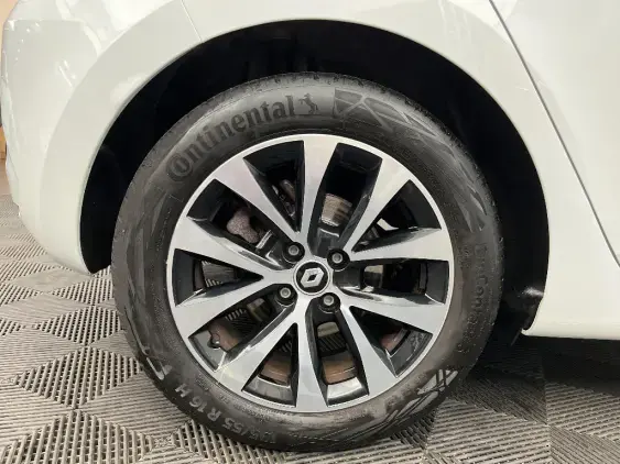 RENAULT CLIO V - voiture d'occasion - Photo 25