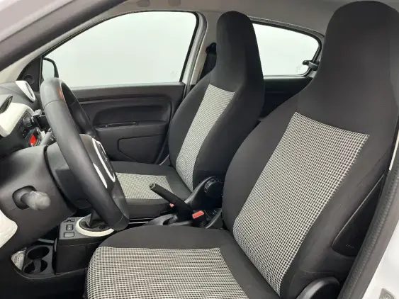 RENAULT TWINGO III - voiture d'occasion - Photo 18