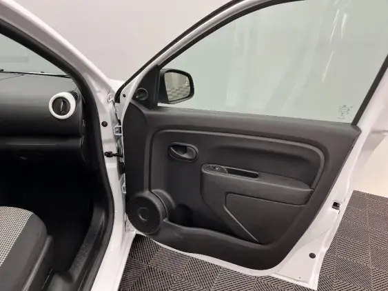 RENAULT TWINGO III - voiture d'occasion - Photo 20