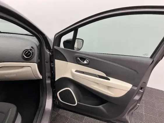 RENAULT CAPTUR - voiture d'occasion - Photo 20