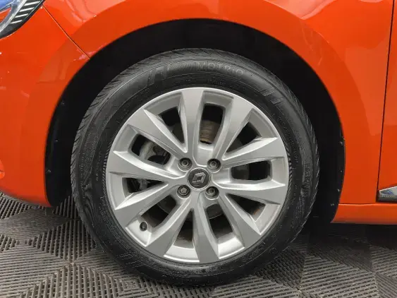 RENAULT CLIO V - voiture d'occasion - Photo 23