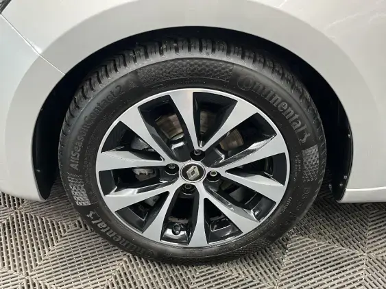 RENAULT CLIO V - voiture d'occasion - Photo 23