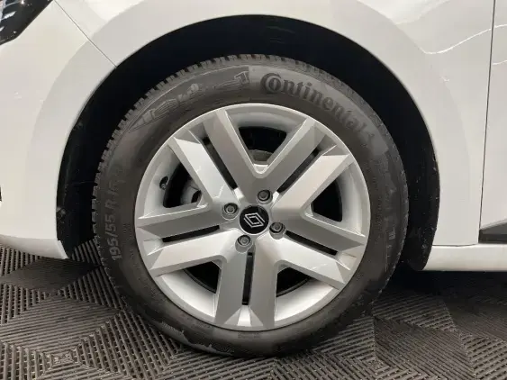 RENAULT CLIO V - voiture d'occasion - Photo 23