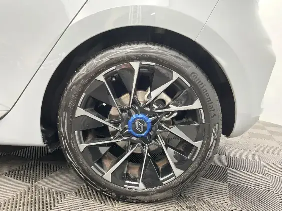 RENAULT CLIO V - voiture d'occasion - Photo 24