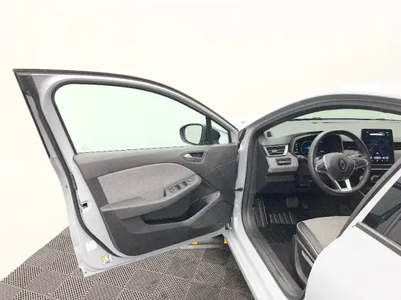 RENAULT CLIO V - voiture d'occasion - Photo 19