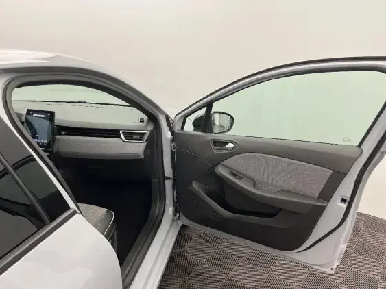 RENAULT CLIO V - voiture d'occasion - Photo 20