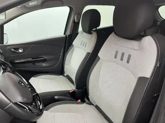 RENAULT CAPTUR - voiture d'occasion - Photo 18