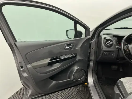 RENAULT CAPTUR - voiture d'occasion - Photo 19