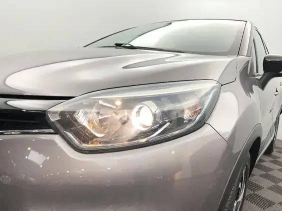RENAULT CAPTUR - voiture d'occasion - Photo 22