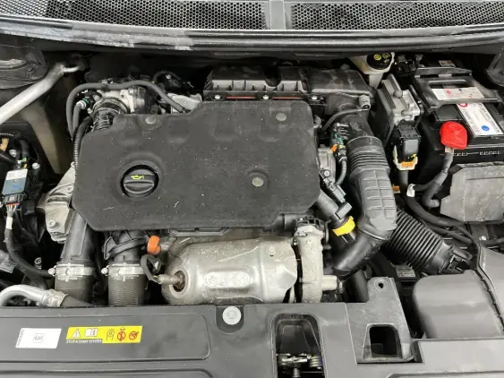 OPEL GRANDLAND X - voiture d'occasion - Photo 21