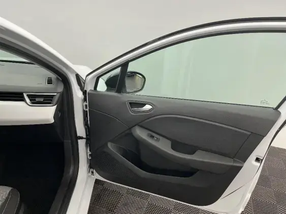 RENAULT CLIO V - voiture d'occasion - Photo 20